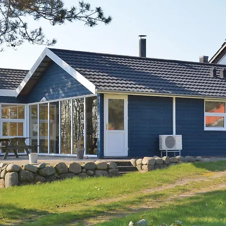 Nice Home In Ebeltoft With Wifi