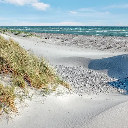 Nice Home In Ebeltoft With Wifi