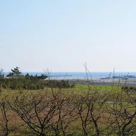 - 02 بيت للعطل